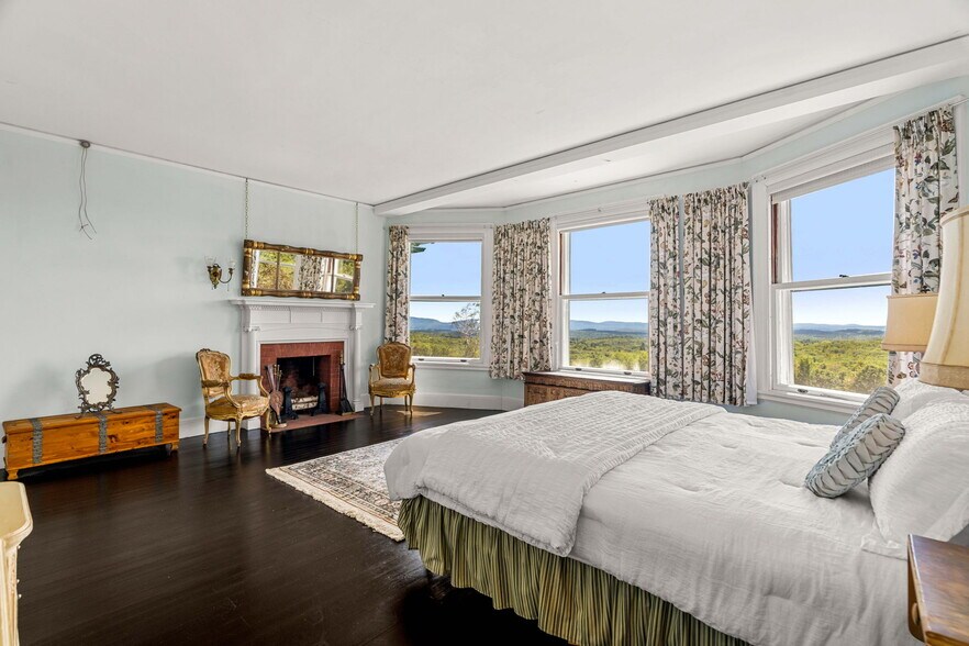 More Photos Of 4 Windmill Hill rd, Dublin Specialty For Sale