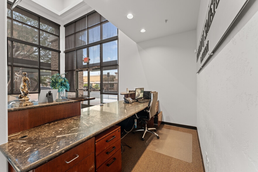 More Photos Of 139 E Warm Springs Rd, Las Vegas Office For Sale