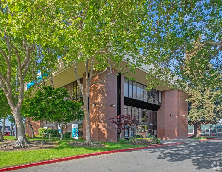 More Photos Of 3755 El Camino Real, Santa Clara Bank For Lease