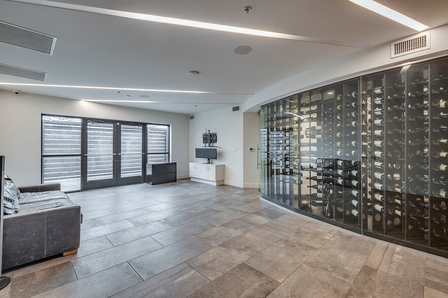 More Photos Of 1309 S Adams St, Fort Worth Loft Creative Space For Lease