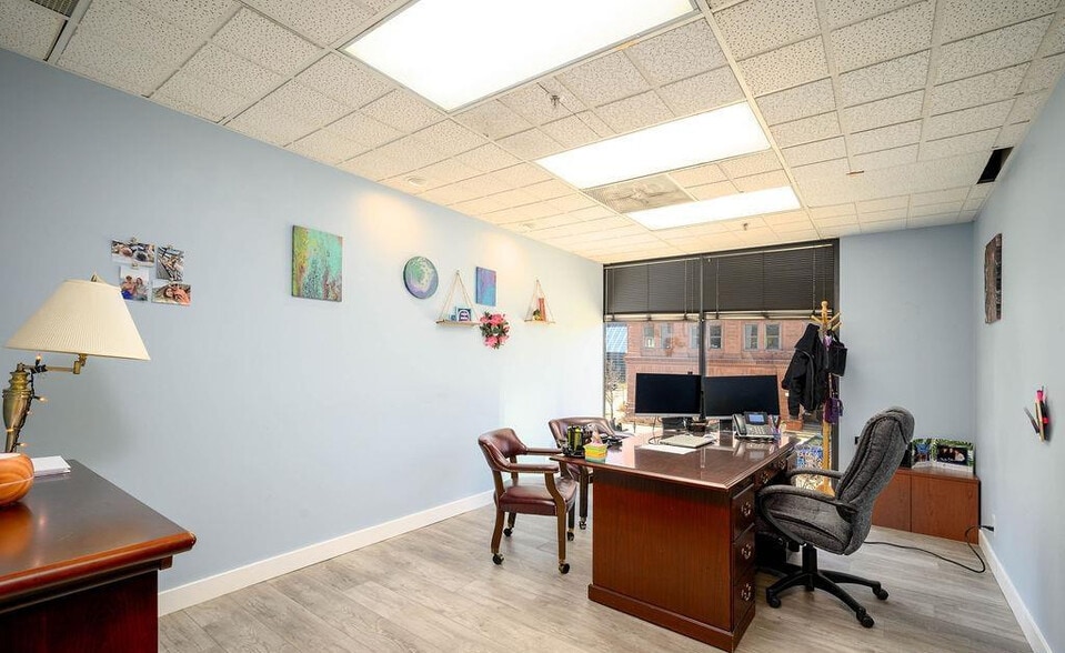 More Photos Of 456 Fulton St, Peoria Office For Sale