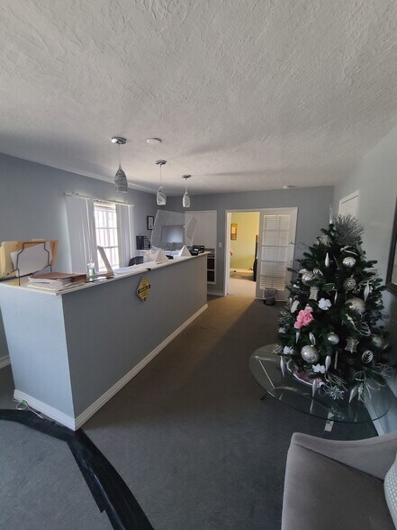 More Photos Of 1310 S Maryland Pky, Las Vegas Office For Sale