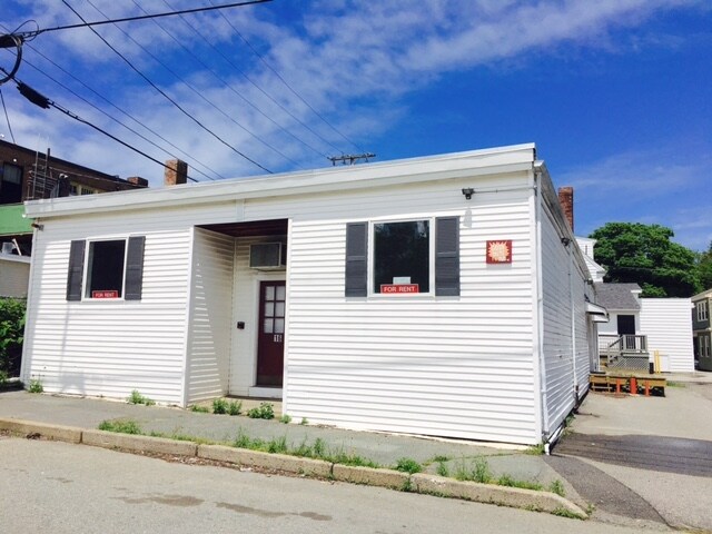 More Photos Of 16 Park St, Rockland Storefront For Sale