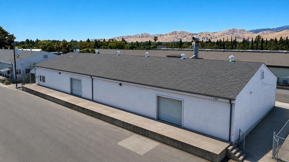 More Photos Of 548 Bliss Ave, Pittsburg Warehouse For Lease