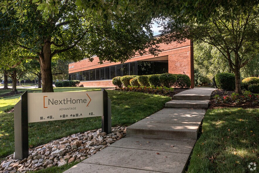 More Photos Of 4315-4451 Cox Rd, Glen Allen Unknown For Lease