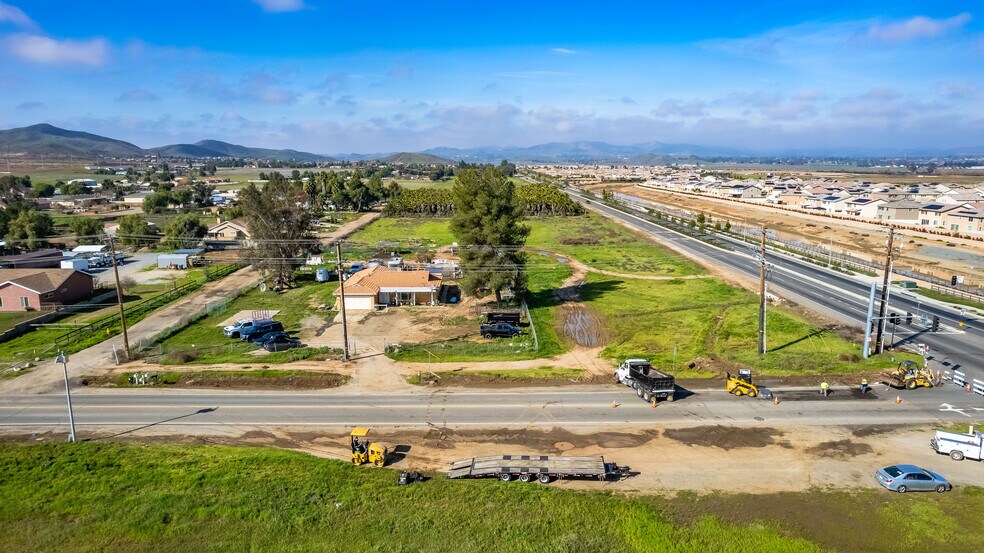 More Photos Of 26041 Murrieta Rd, Menifee Land For Lease