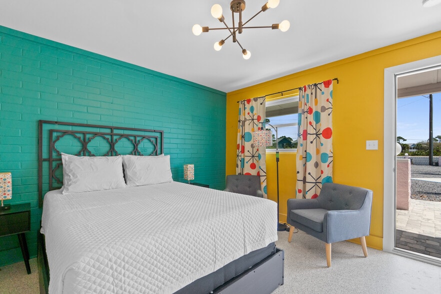 More Photos Of 3155 W Highway 98, Port Saint Joe Hotel For Sale