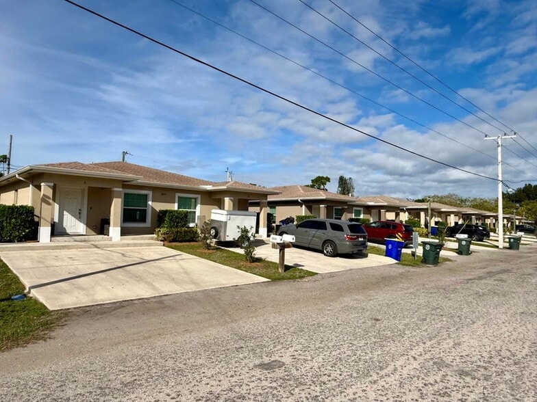 Primary Photo Of 3531 S 7th St, Fort Pierce Apartments For Sale