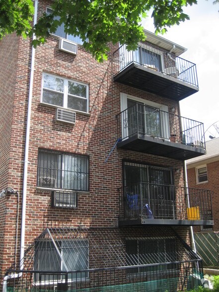 More Photos Of 132-18 57th Rd, Flushing Apartments For Sale