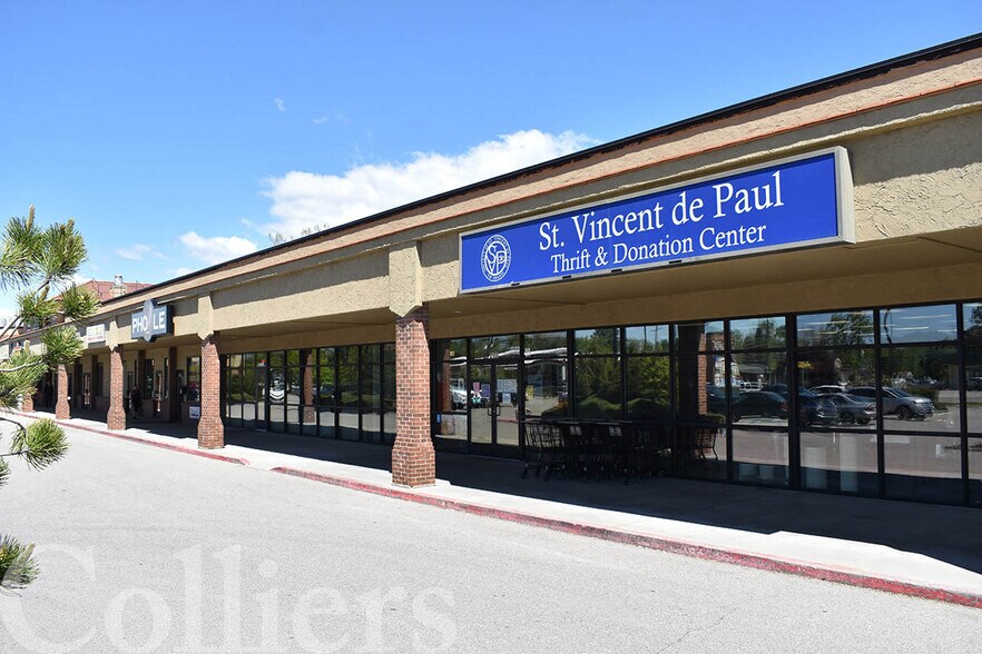 More Photos Of 2100-2174 S Broadway Ave, Boise Storefront For Lease