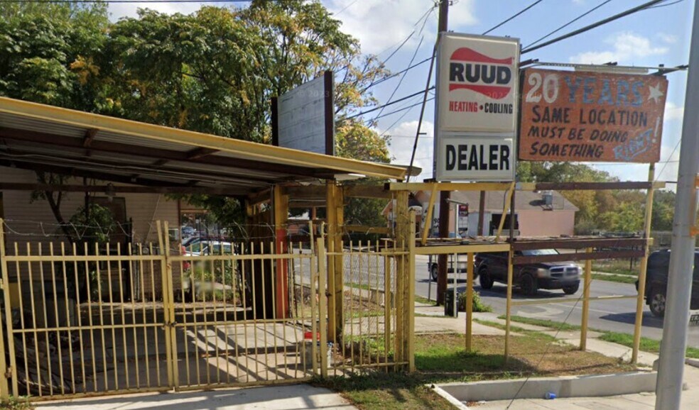 Primary Photo Of 3135 W Commerce St, San Antonio Land For Sale