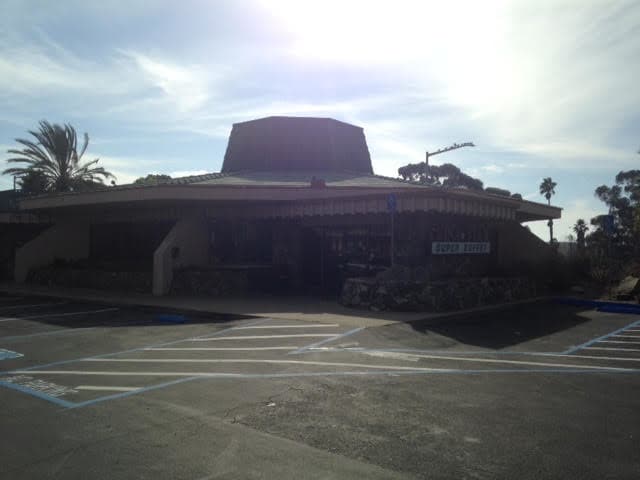 More Photos Of 1401 Mission Ave, Oceanside Restaurant For Lease
