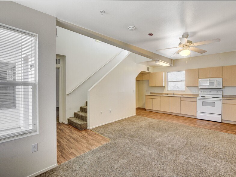 More Photos Of 801 Las Vegas Blvd S, Las Vegas Apartments For Lease