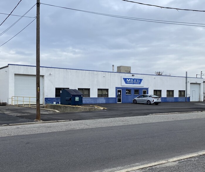 Primary Photo Of 66 Marine St, Farmingdale Warehouse For Lease