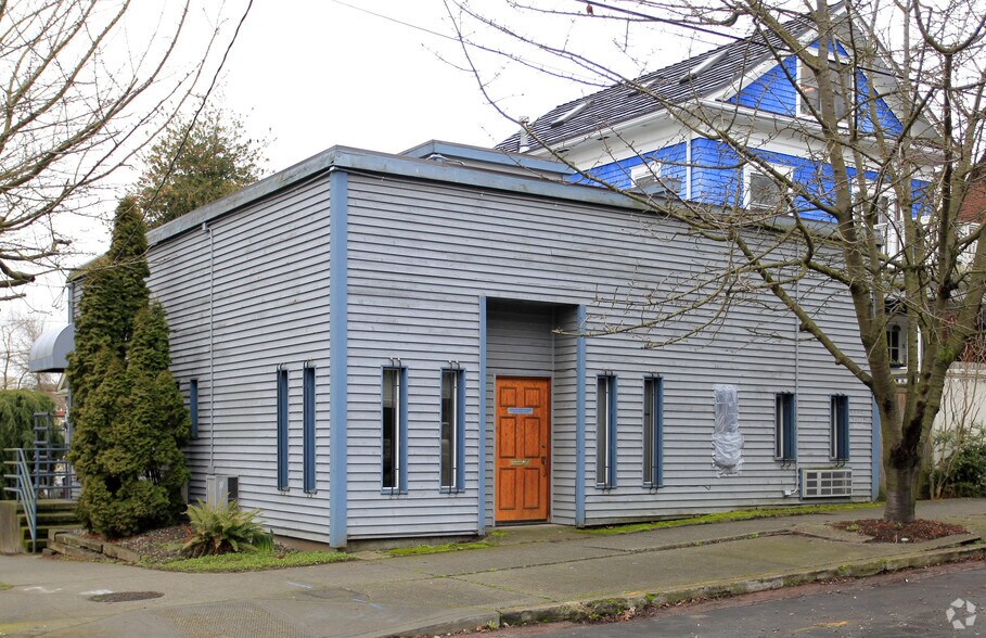 Primary Photo Of 101 14th Ave E, Seattle Medical For Sale