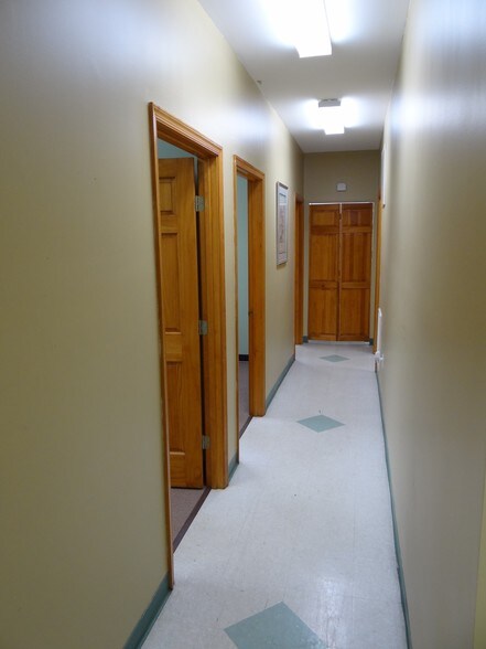 More Photos Of 30537 Potomac Way, Charlotte Hall Office For Lease