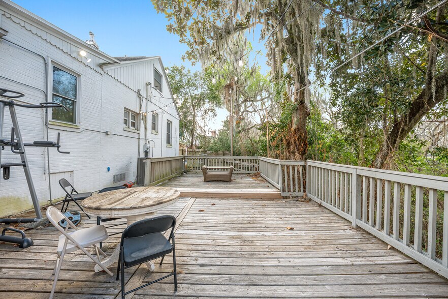 More Photos Of 949 SW 13th St, Gainesville Office Residential For Sale