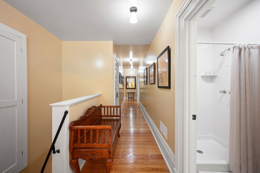 More Photos Of 403 E Adams St, Sandusky Hospitality For Sale