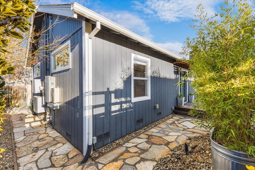 More Photos Of 75 Highway 128, Geyserville Multifamily For Sale