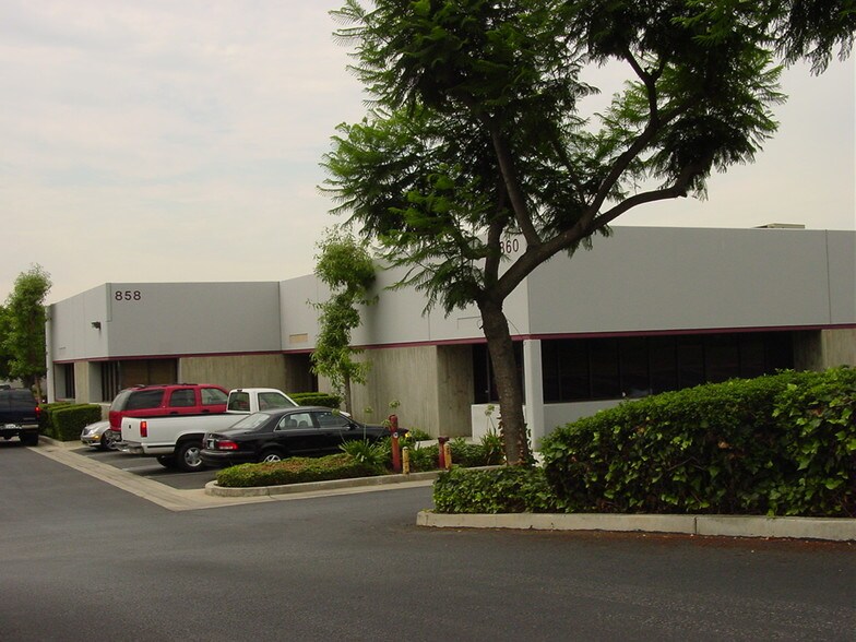 More Photos Of 840 W 9th St, Upland Unknown For Lease