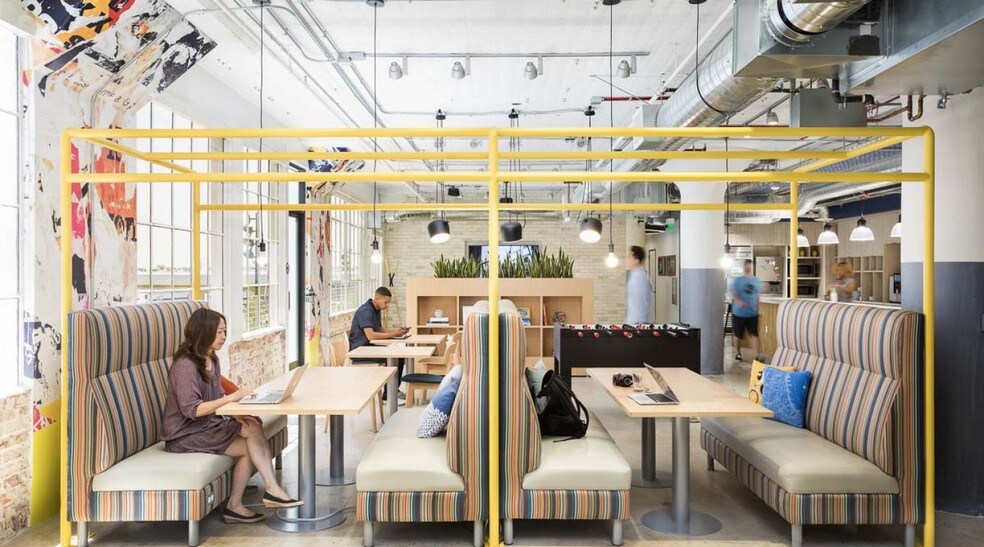 More Photos Of 777 S Alameda St, Los Angeles Coworking Space