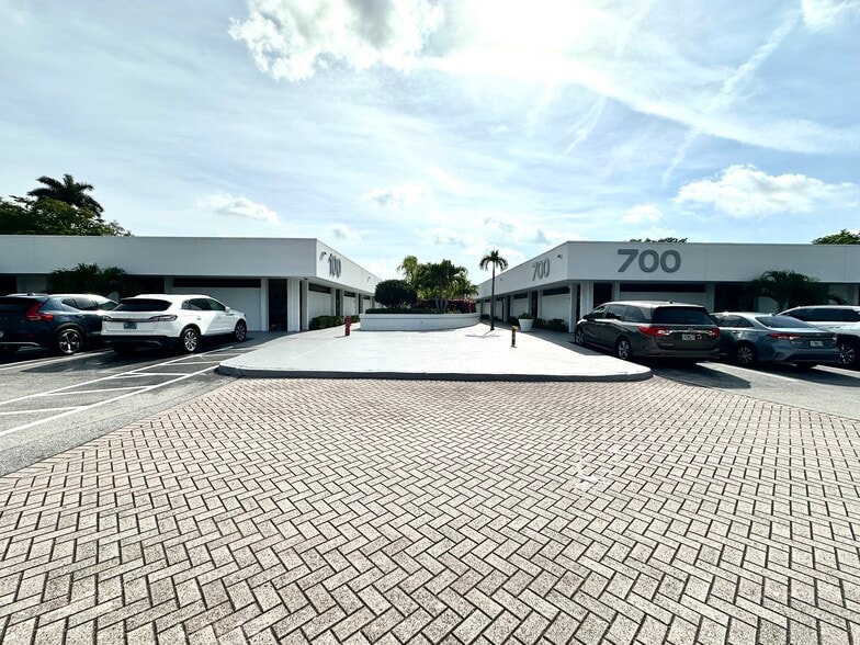 More Photos Of 16244 S Military Trl, Delray Beach Medical For Lease