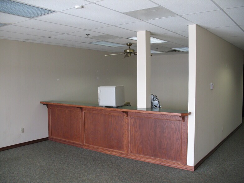 More Photos Of 18 N Main St, Cape Girardeau Storefront Retail Office For Sale
