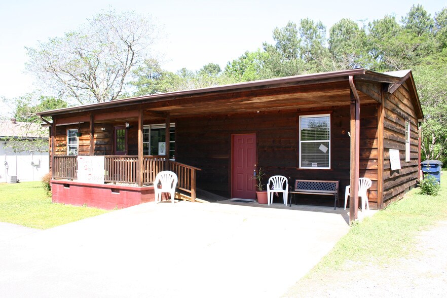 More Photos Of 1100 Reynolds St, Bryant Freestanding For Sale