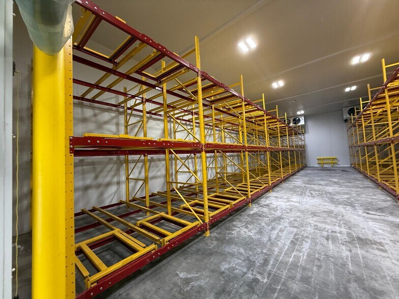 More Photos Of 2501 E President St, Savannah Refrigeration Cold Storage For Lease