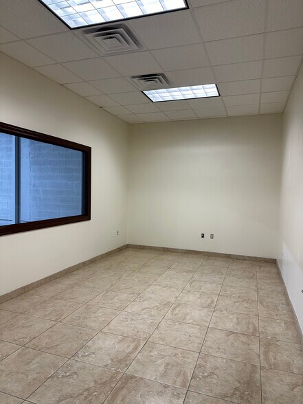 More Photos Of 1317 E Jasmine Ave, McAllen Light Distribution For Lease