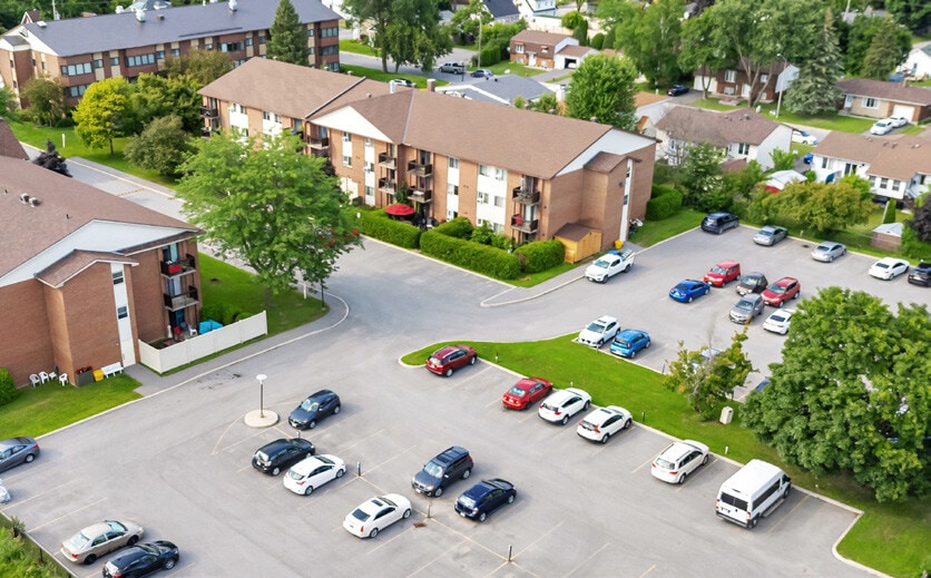 More Photos Of 4 Robert St, Arnprior Apartments For Sale