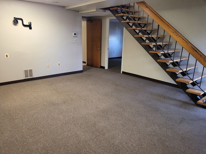 More Photos Of 95 Lower Morrisville Rd, Fallsington Warehouse For Sale