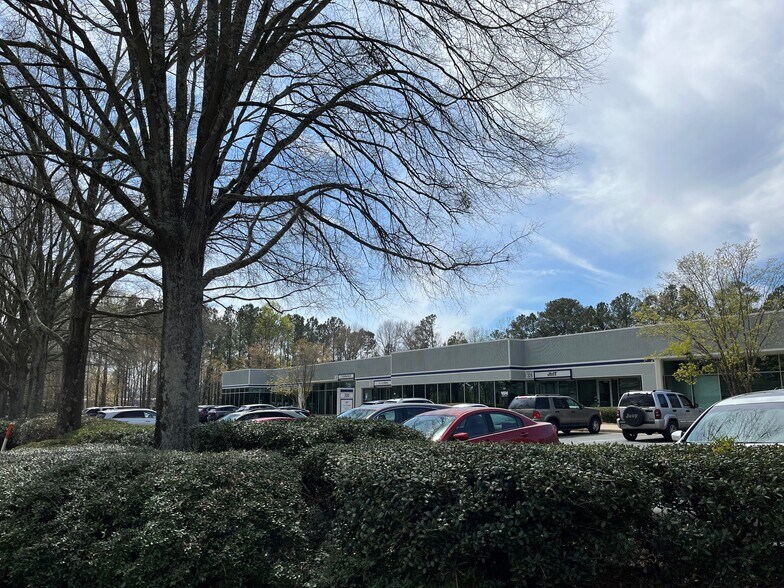 More Photos Of 300 Chastain Center Blvd, Kennesaw Office For Lease