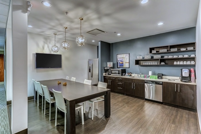 Primary Photo Of 9005 Overlook Blvd, Brentwood Coworking Space