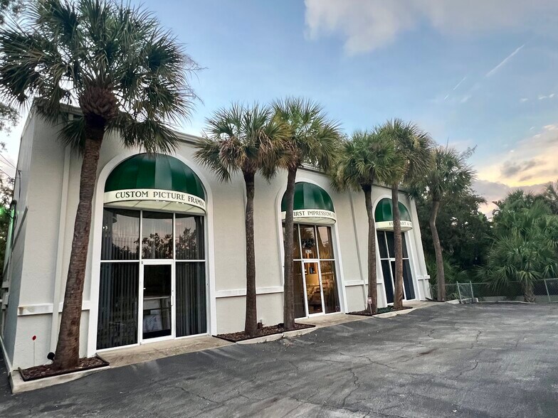 More Photos Of 3625 Alt 19, Palm Harbor Storefront Retail Office For Sale