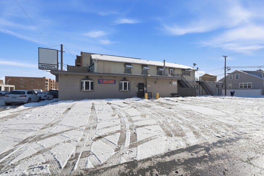 More Photos Of 7455 W Irving Park Rd, Chicago Freestanding For Sale