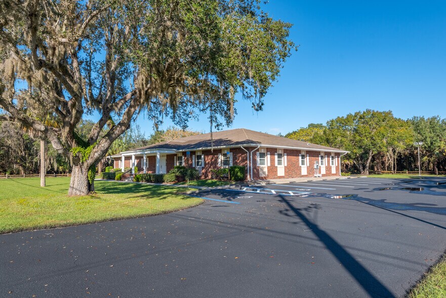 More Photos Of 25450 Airport Rd, Punta Gorda Medical For Sale