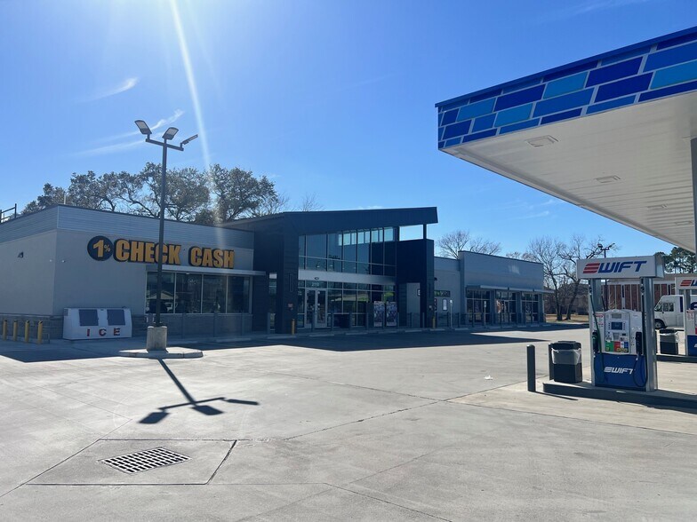 More Photos Of 2110 Tidwell Rd, Houston General Retail For Lease