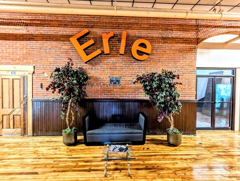 More Photos Of 2617 Peach St, Erie Office For Lease