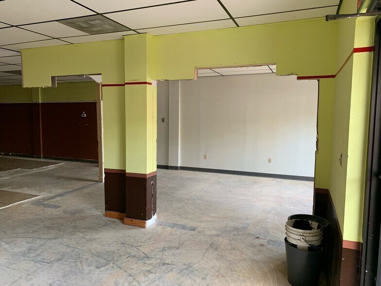 More Photos Of 60 Main St, Windsor Locks Apartments For Lease