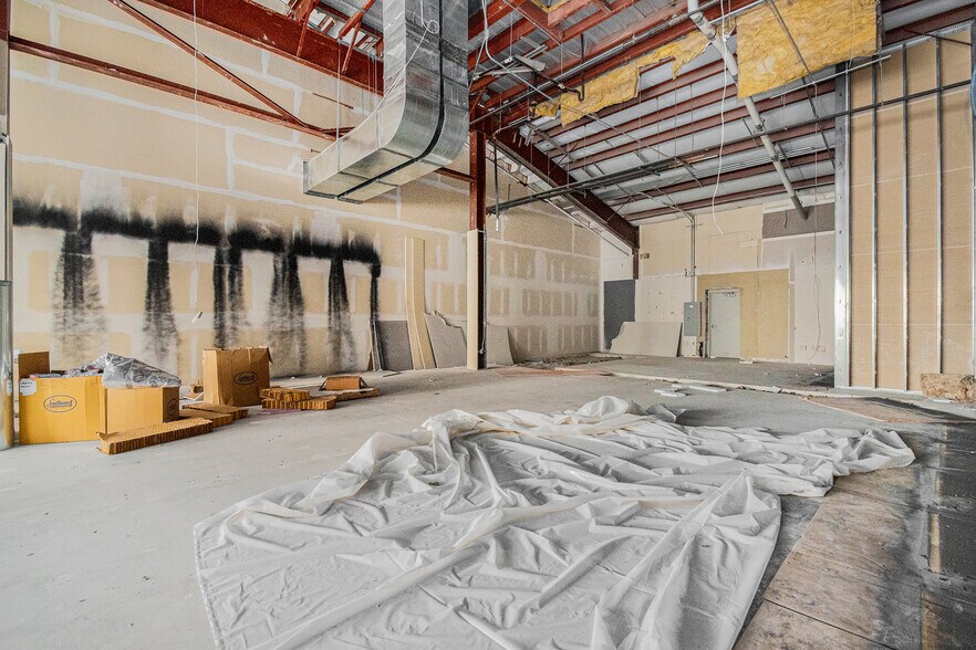 More Photos Of 1751 Madison Ave, Council Bluffs Unknown For Lease