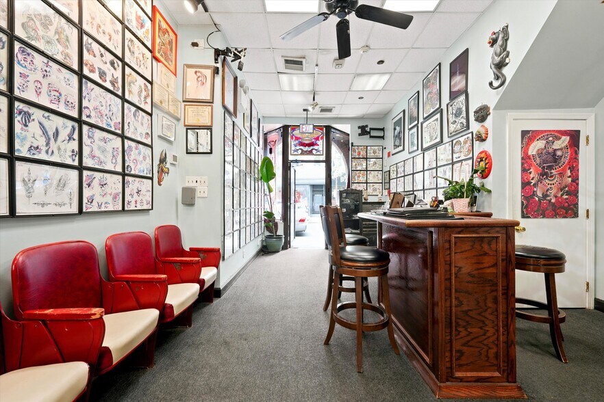 More Photos Of 617 South St, Philadelphia Apartments For Lease