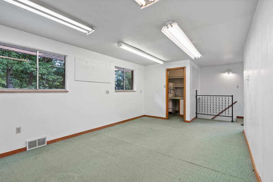 More Photos Of 9270 Old Perry Hwy, Pittsburgh Loft Creative Space For Sale