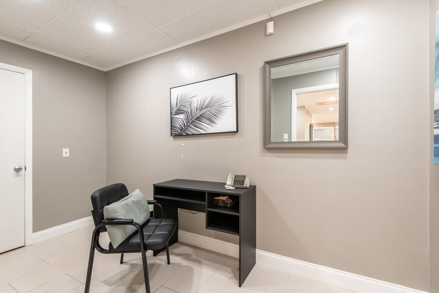 More Photos Of 315 E Strawbridge Ave, Melbourne Medical For Lease