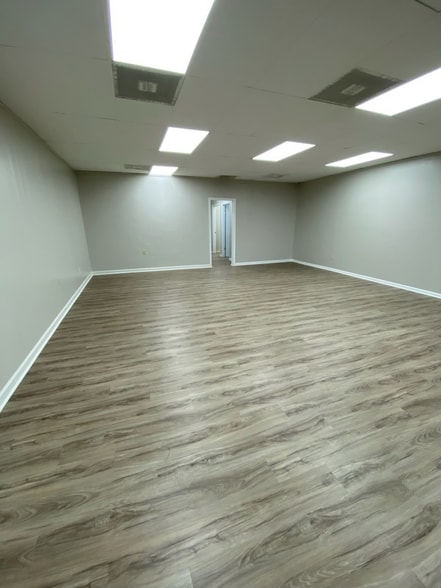 More Photos Of 109-115 Fairview Pointe Dr, Simpsonville Freestanding For Lease