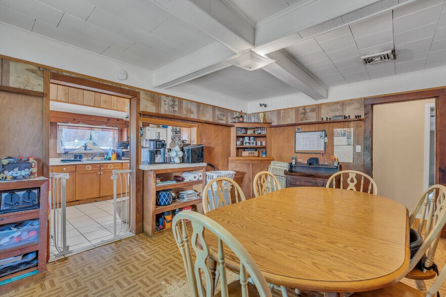 More Photos Of 387 Route 9, Eagleswood Township General Retail For Sale