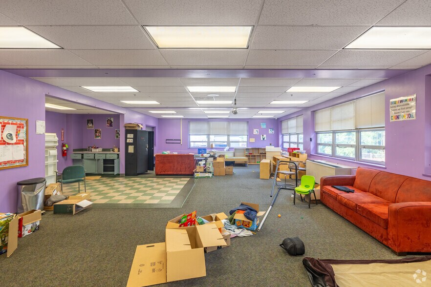 More Photos Of 3301 N Front St, Harrisburg Office For Sale