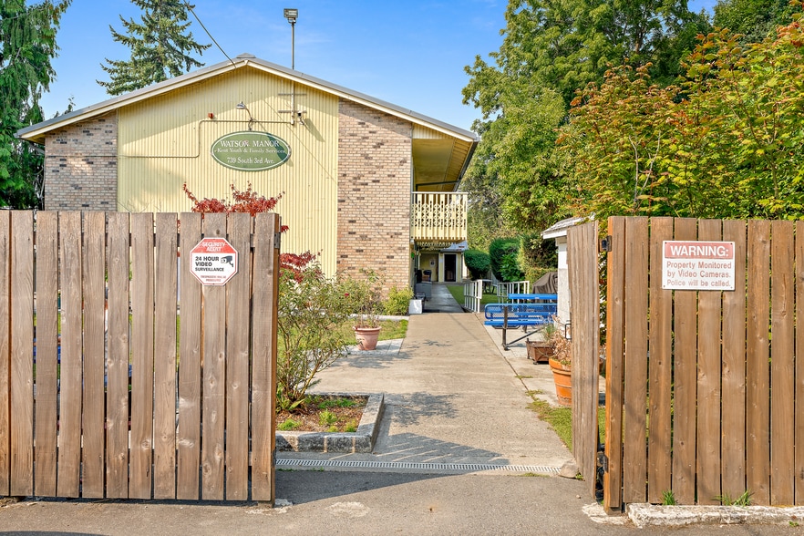 More Photos Of 739 S 3rd Ave, Kent Apartments For Sale