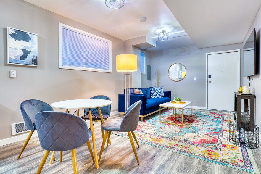 More Photos Of 1417 NE 55th St, Seattle Apartments For Sale