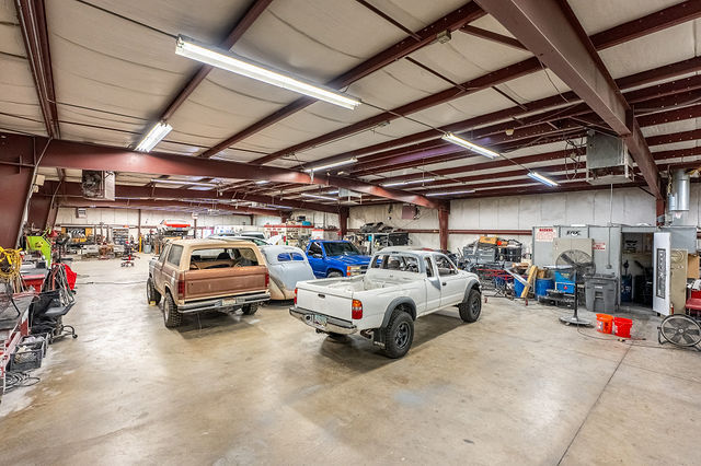 More Photos Of 491 Menlo Ave, Hemet Warehouse For Sale